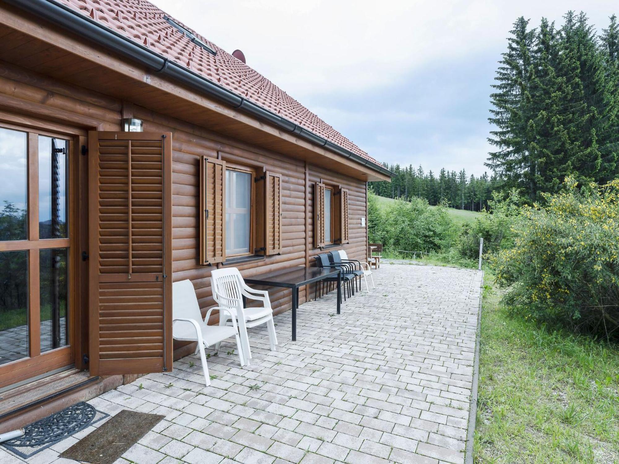 Detached Wooden Chalet In Liebenfels Carinthia Near The Simonh He Ski Area ภายนอก รูปภาพ